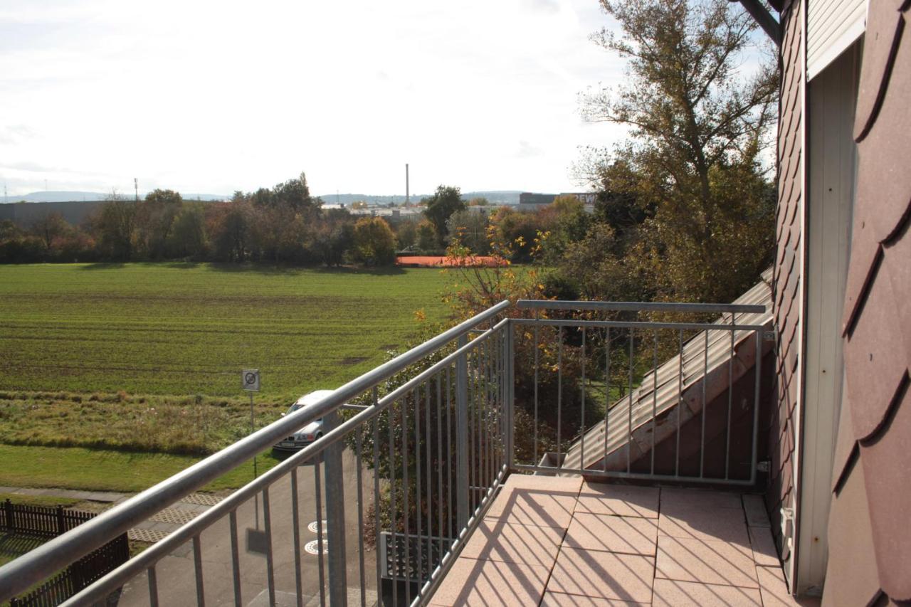 Diamanthaus 1 Koblenz Homestay *